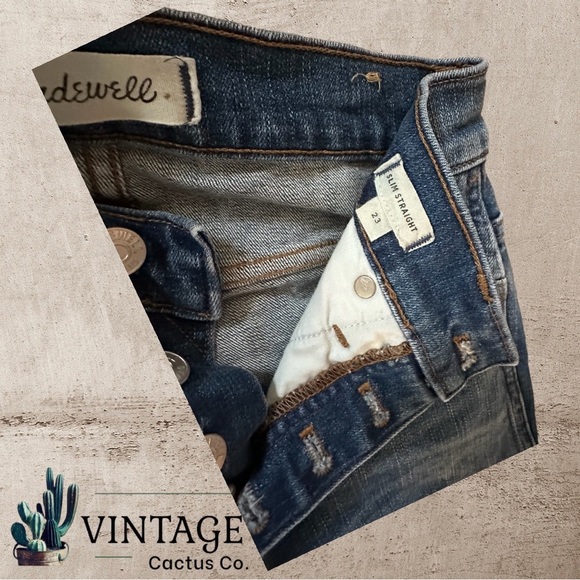 LIKE NEW! MADEWELL Slim Straight Jeans: Distressed Button-Front Edition! - Picture 10 of 10